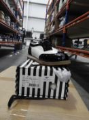 *Lola Ramona Ladies Shoes (Black & White) Size: 6