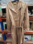 *2 Size: 8 Shannon Light Oak Dresses