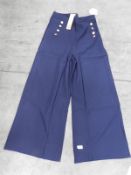 *5 Size: 16 Adonia Deep Navy Vintage Style Dresses