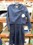 *4 Size: 8 Eva Ray Navy Dresses