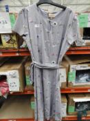 *16 Size: 16 Baretta Lilac Pressed Floral Dresses