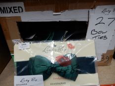 *27 Emerald Green Bows