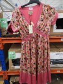 *12 Size: 8 Adriane Pink Bee Floral Dresses