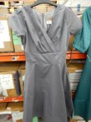 *8 Size: 16 Birdie Slate Dresses