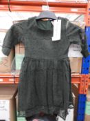 12 Size: 3-4 Years Mini Holly Forest Green Lace Dr