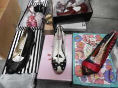 *6 Pairs of Assorted Shoes