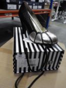 *Lola Ramona Ladies Shoes (Black & Gold) Size: 8