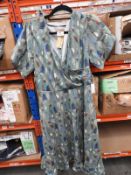 *8 Size: 14 Peacock Feather Design Dresses