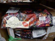 *40 Black Tucan Sarongs