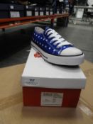 *Lindy Bop Polka Dot Sneakers Size: 5