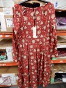 *5 Size: 16 Laurel Christmas Baking Dresses