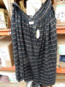 *6 Size: 16 Adalene Emerald Check Skirts