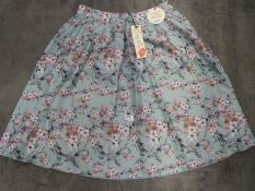 *9 Size: 14 Lindy Bop Priya Watercolour Floral Ski