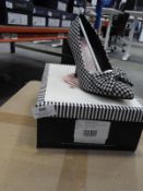 *Lindy Bop Ladies Shoes (Black Gingham) Size: 36