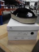 *Emella Ladies Shoes (Black) Size: 40