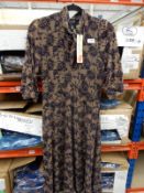 *4 Size: 14 Lyla Floral Dresses