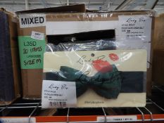 *20 Size: M Green Bow Belts