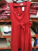 *22 Size: 16 Grace Dorm Red & Black Dresses