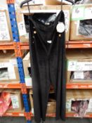 *17 Size: 14 Adona Velvet Trousers