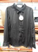 *14 Sze: 16 Sarah Black Blouses