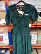 *2 Size: 20 Lindy Bop Carole Emerald Green Velvet