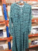 *14 Size: 14 Malory Winter Toil Dresses