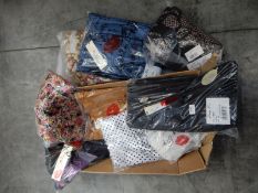 *9 Assorted Lindy Bop Garments