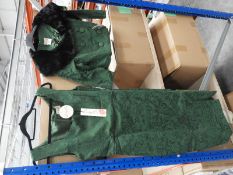 *8 Size: 18 Beverley Emerald Two Piece Suits