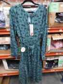 *10 Size: 18 Lindy Bop Malory Winter Toil Vintage