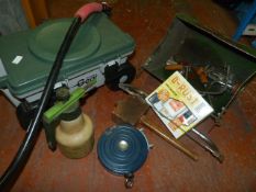 Gardengear Toolbox with Small Quantity of Assorted