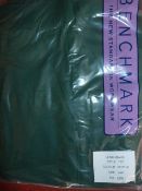 *17 Size: 34R Benchmark Bottle Green Trousers