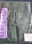 *20 Size: 38T Benchmark Bottle Trousers