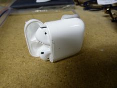 *Airpods & Charging Case