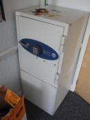 *Datacombi 2500 Series Safe