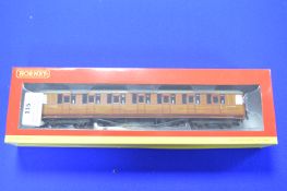 Hornby 00 BR Teak 61'6