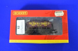 Hornby 00 Six Wheel Milk Tank 