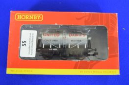 Hornby 00 Six Wheel Milk Tank 