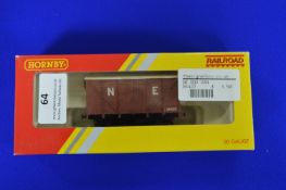 Hornby 00 NE Box Van