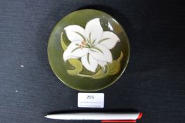 Moorcroft Lilly Pattern Pin Dish White on Green Ground