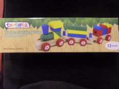 *Toytopia Wooden Stacking Train