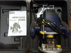 MacAllister MRO12000 Router