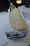 Luna Collection Size: 6 Ladies Beige Deck Shoes