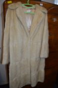 1970's Cream Musquash Coat Size: 12-14