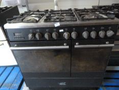 Oven with Six Ring Gas Hob