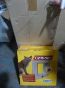 Box of 12 Four Way Locking Medium Pet Doors