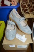 Pair of Size: 3 Ladies Damart Grey Summer Shoes