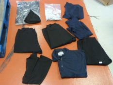 Twelve Tops (Various Colours & Sizes)