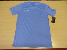 *Nike Light Blue Sports T-Shirt Size: M