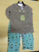 *Carters Child's Pajamas Size: 5