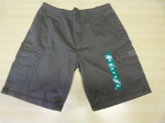 *Union Bay Cargo Shorts Size: 38